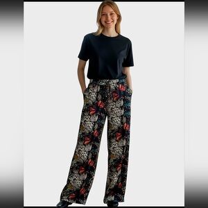 8PM Viscose Silk Wide Leg Butterfly Print Tie Waist Trousers.Multi Color.S/M